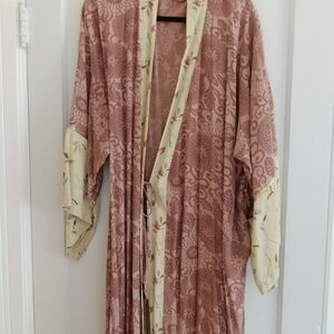 Silk vintage Kimono Robe in Pink and Cream